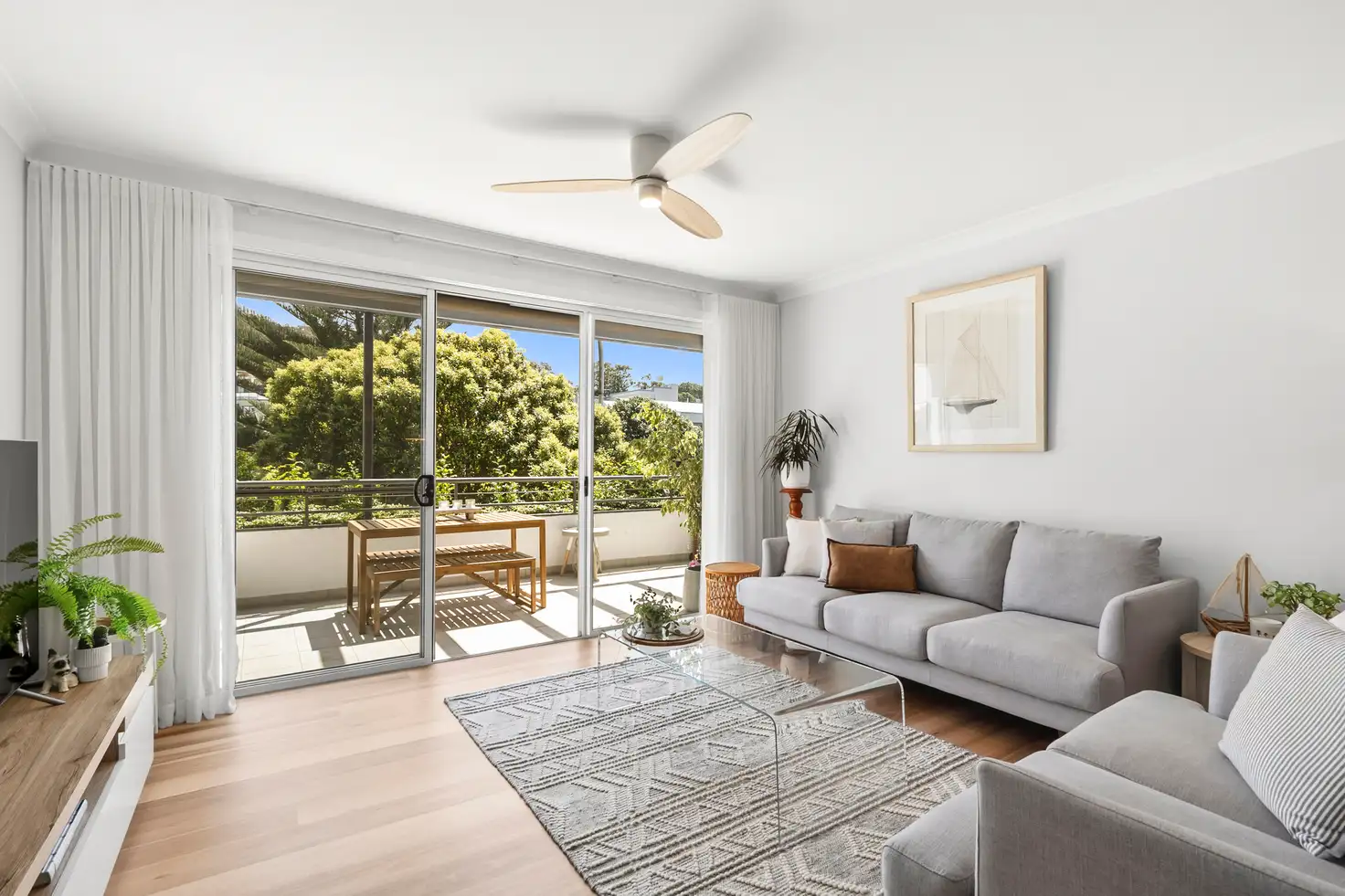 Main view of Homely unit listing, 20/326-330 Barrenjoey Road, Newport NSW 2106
