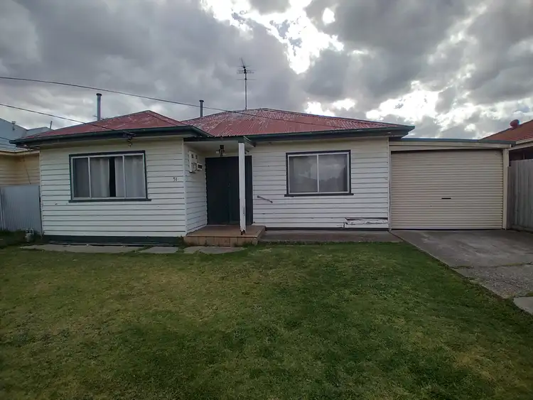 51 View Street, St Albans VIC 3021
