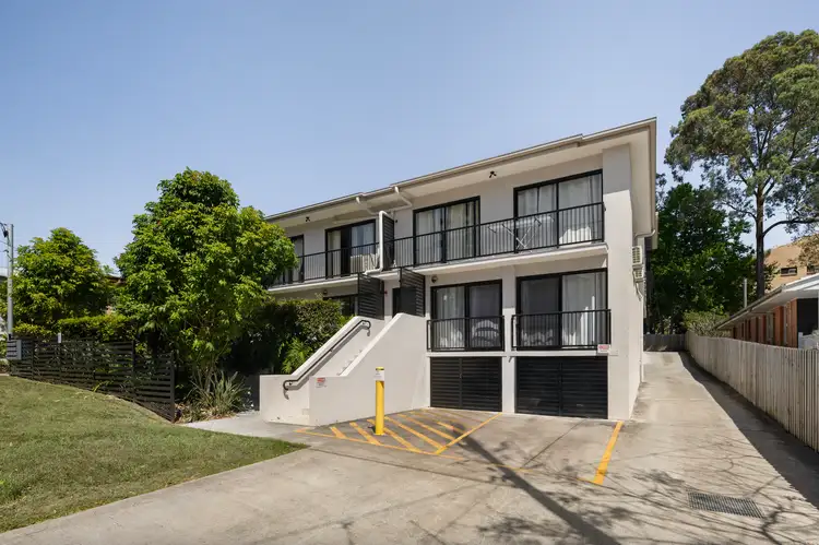 8/23 Warren Street, St Lucia QLD 4067
