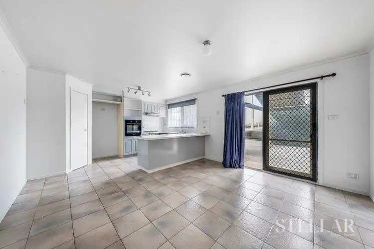 Fifth view of Homely house listing, 31 Brentwood Drive, Cranbourne North VIC 3977
