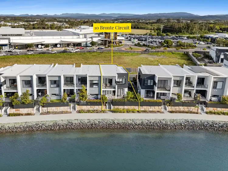 10 Bronte Circuit, Hope Island QLD 4212