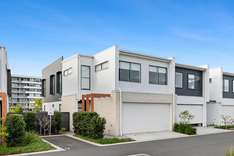 Second view of Homely townhouse listing, 10 Bronte Circuit, Hope Island QLD 4212