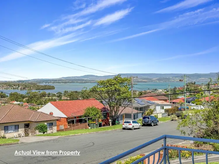 32 Minnegang Street, Warrawong NSW 2502