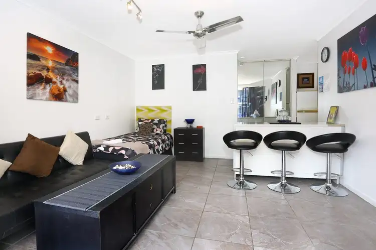 15/2877 Gold Coast Highway, Surfers Paradise QLD 4217