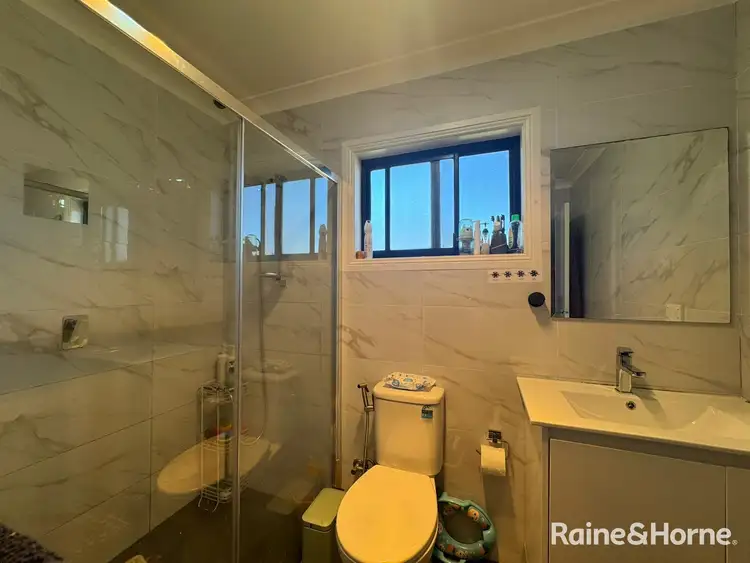 Fourth view of Homely flat listing, 2A Noeline Avenue, Macquarie Fields NSW 2564