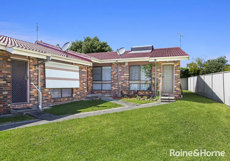 3/2 Campbell Place, Nowra NSW 2541