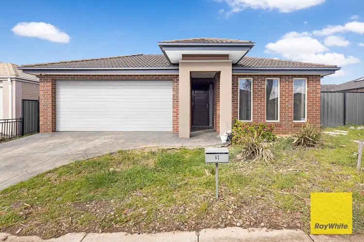 9 Soaring Road, Tarneit VIC 3029
