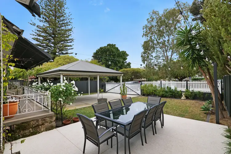 136 Northstead Street