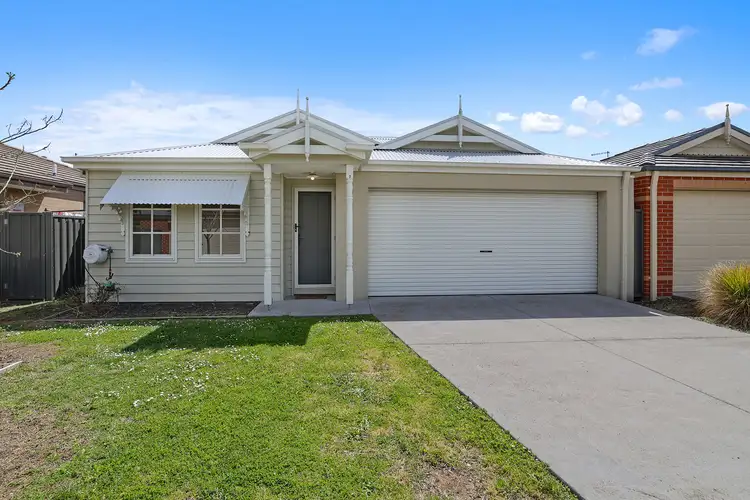 7 Manchester Circuit, Longwarry VIC 3816