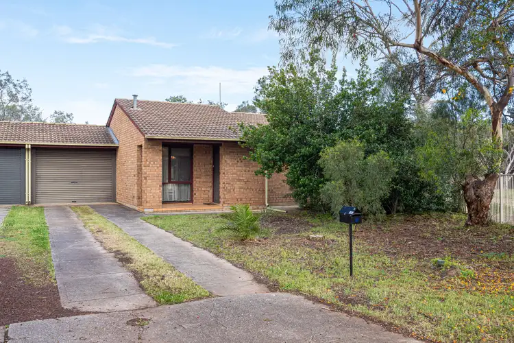 8 Edwards Court, Para Hills West SA 5096