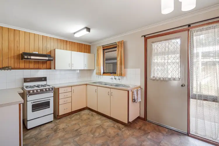 Sixth view of Homely house listing, 8 Edwards Court, Para Hills West SA 5096