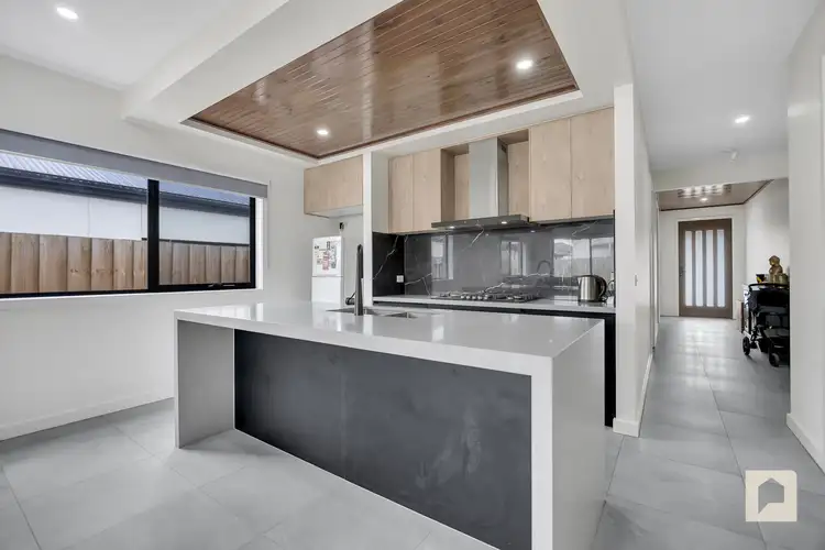 Sixth view of Homely house listing, 10 Sparrowhawk Crescent, Deanside VIC 3336