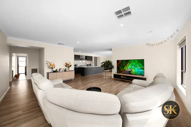 Fifth view of Homely house listing, 14 Erne mews, Weir Views VIC 3338