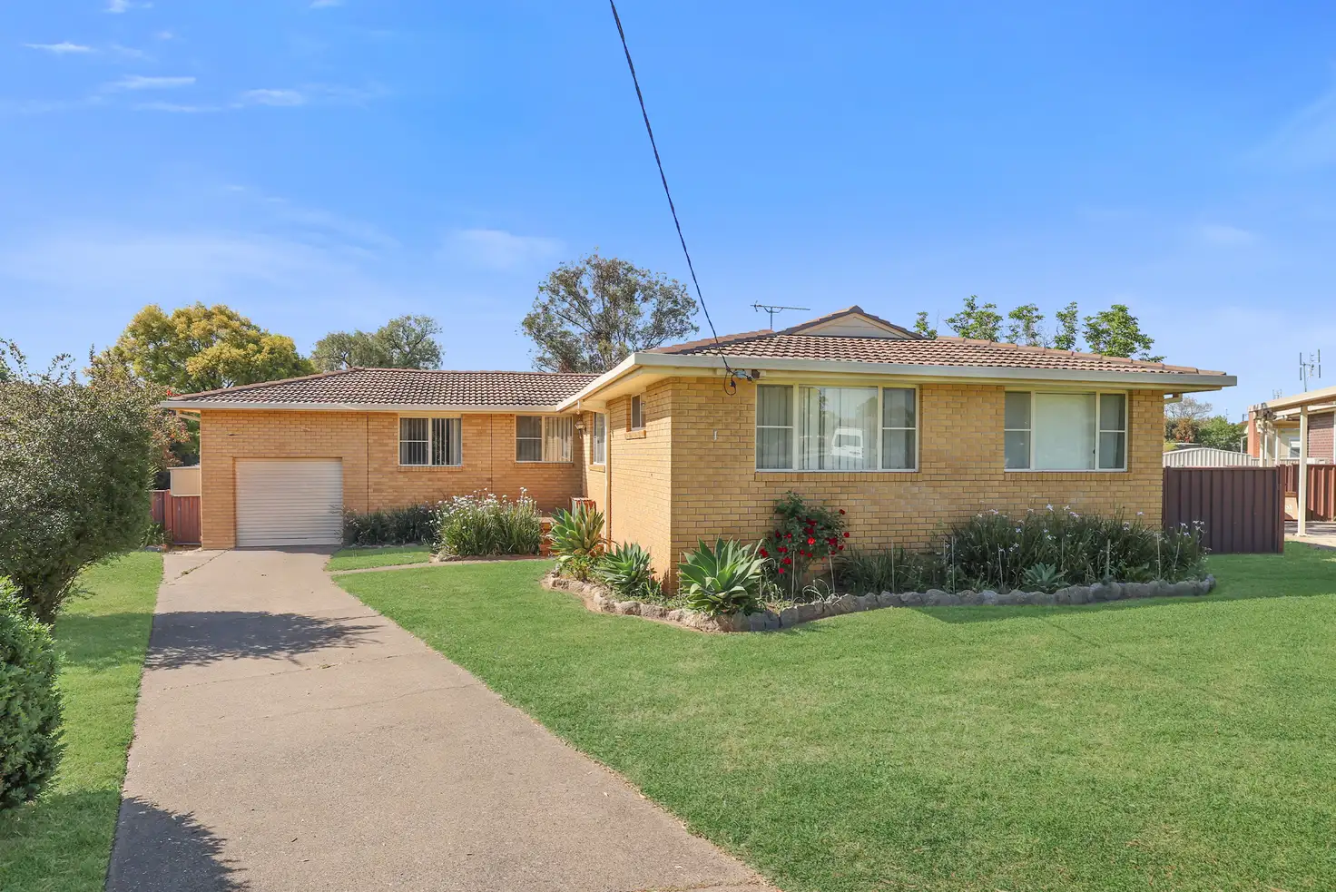 Main view of Homely house listing, 1 Woodstock Street, Tamworth NSW 2340
