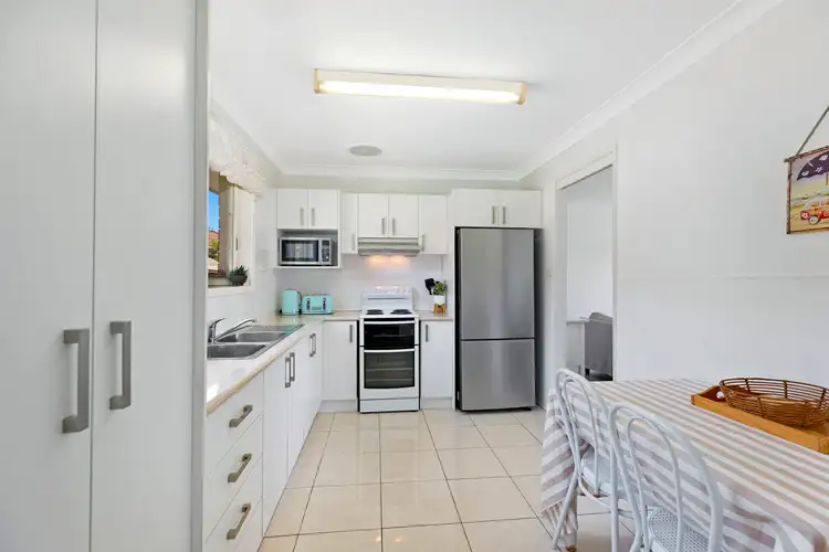 Fourth view of Homely villa listing, 3/124 Hutton Road, The Entrance North NSW 2261