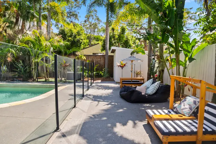 8 Coral Avenue, Labrador QLD 4215