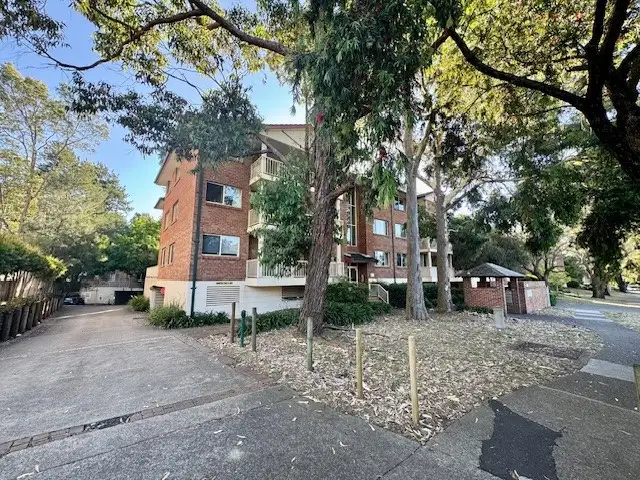 10-12 Broughton Street