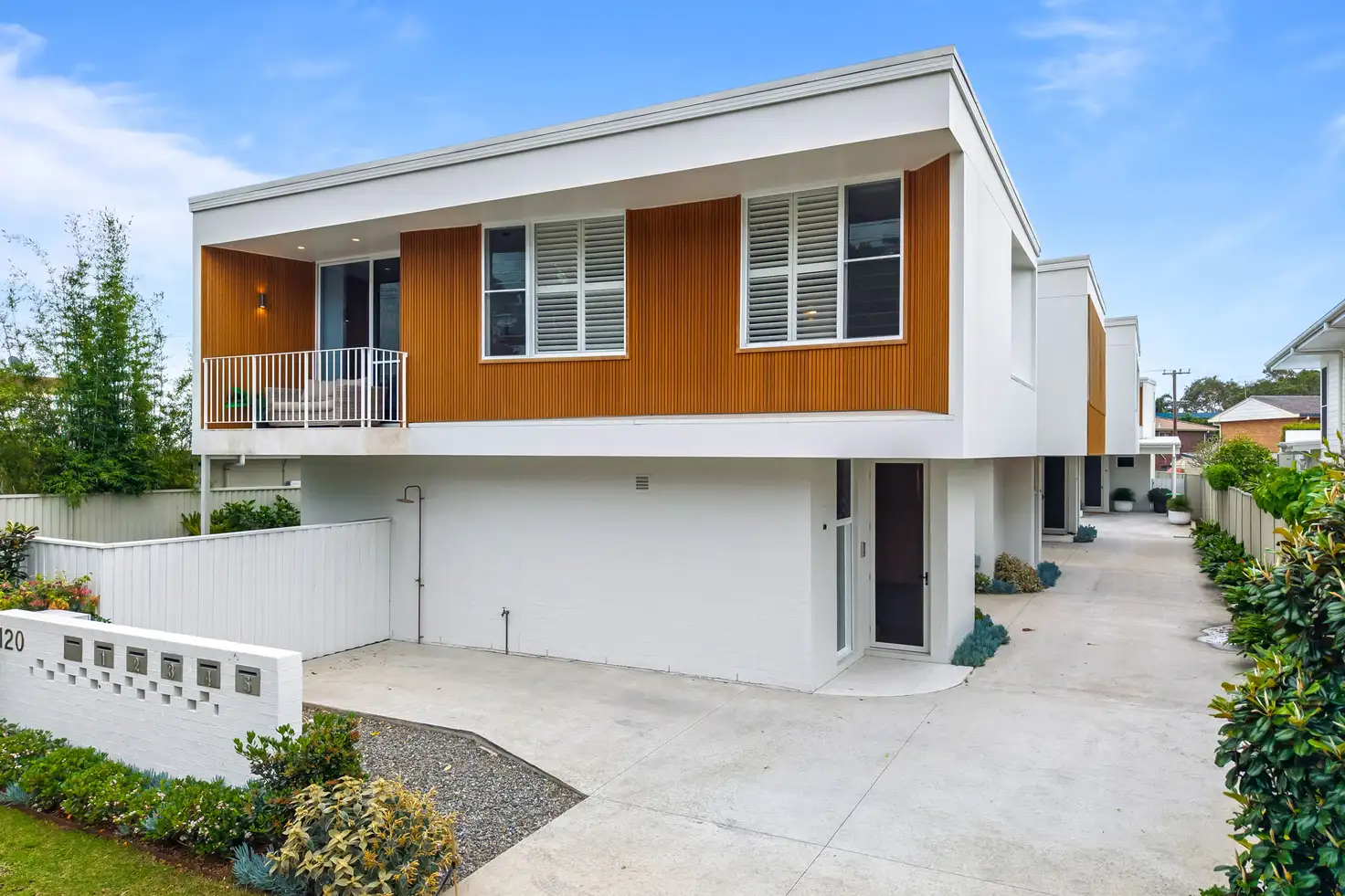 Main view of Homely townhouse listing, 1/120 Swadling Street, Toowoon Bay NSW 2261