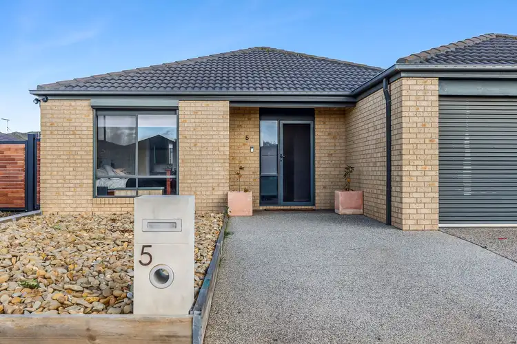 5 Borrowdale Road