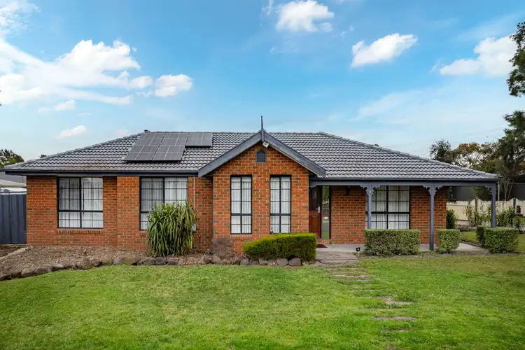 3 Shearer Place, Roxburgh Park VIC 3064