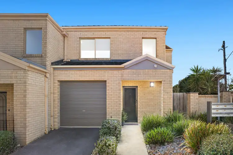Main view of Homely townhouse listing, 1/616-617 Nepean Highway, Carrum VIC 3197