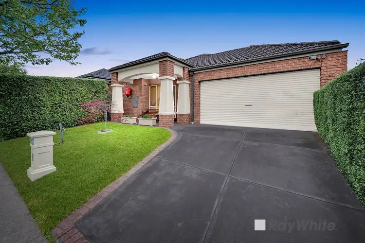 5 Wallingford Place, Narre Warren South VIC 3805