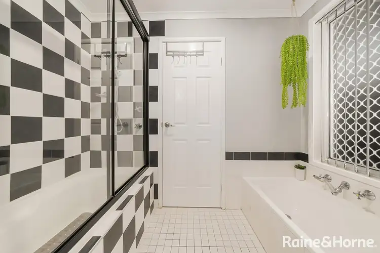 Sixth view of Homely house listing, 39 Balthasar Close, Rosemeadow NSW 2560