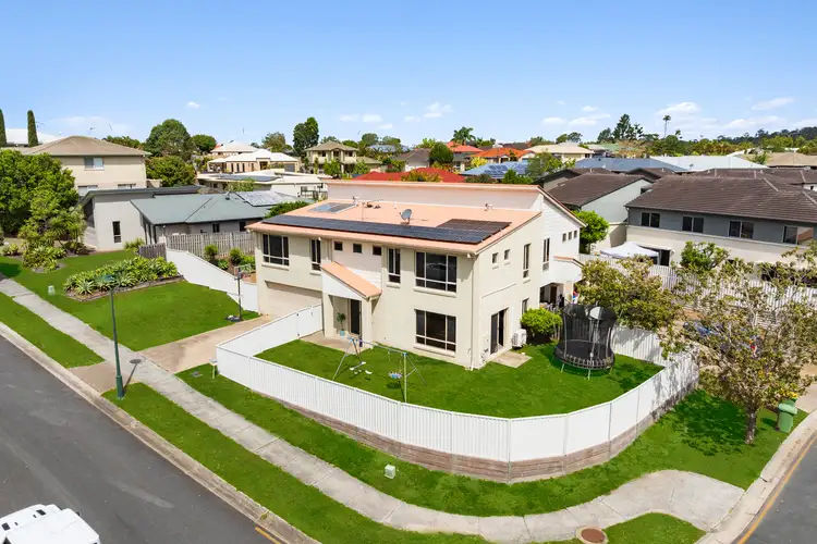 1/1 Ainsworth Street, Pacific Pines QLD 4211