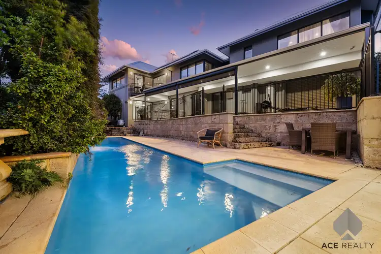 1 Success Crescent, Salter Point WA 6152
