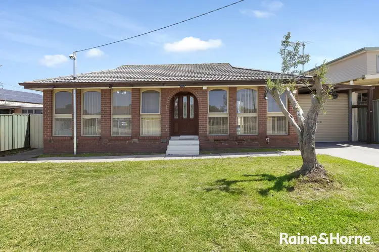 29 Atheldene Drive, St Albans VIC 3021