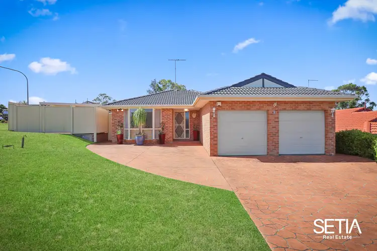 1 Kingfisher Place, Glendenning NSW 2761
