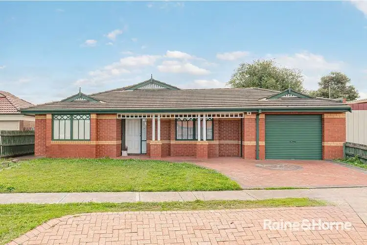 13 Manley Avenue, Roxburgh Park VIC 3064