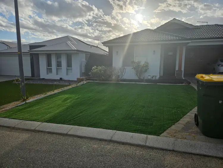 33 Betterton Road, Caversham WA 6055