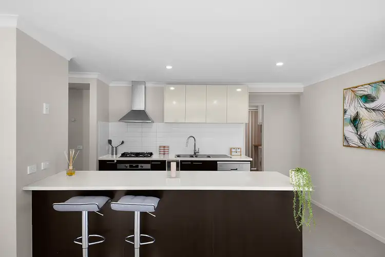 Sixth view of Homely house listing, 8 Kanto Court, Manor Lakes VIC 3024