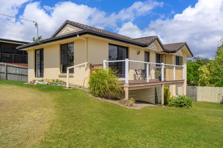 16 Browns Road, Victory Heights QLD 4570