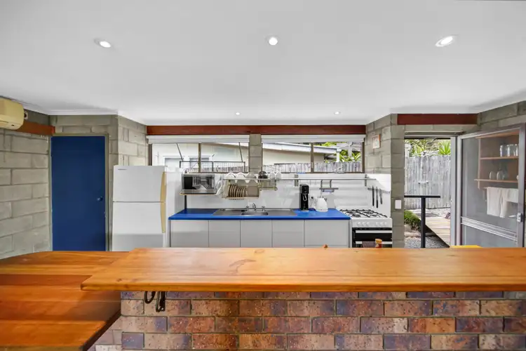 Fifth view of Homely house listing, 4-6 Orange Grove Street, Coochiemudlo Island QLD 4184