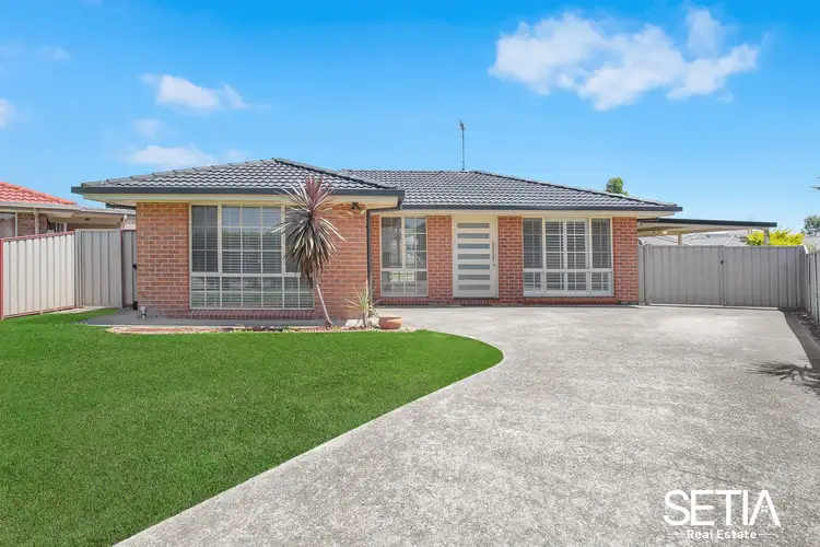 11 Hobson Place, Plumpton NSW 2761