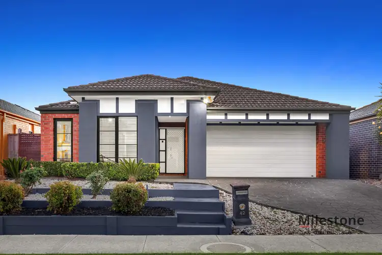 42 Silverwattle Drive, Lyndhurst VIC 3975