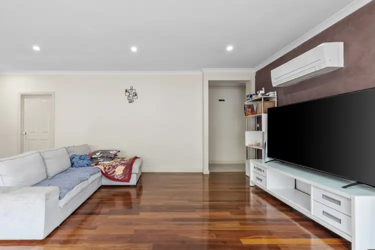 Second view of Homely house listing, 6 Crestwood Lane, Craigieburn VIC 3064