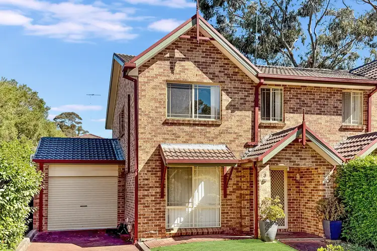 3/8 Hillcrest Road, Quakers Hill NSW 2763