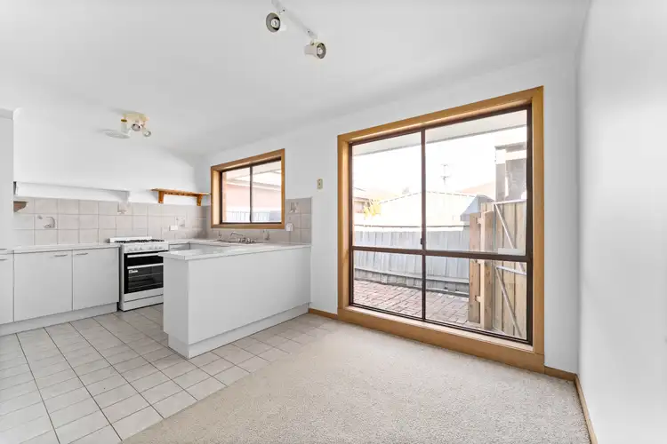 Fifth view of Homely unit listing, 2/337 Queen Street, Altona Meadows VIC 3028