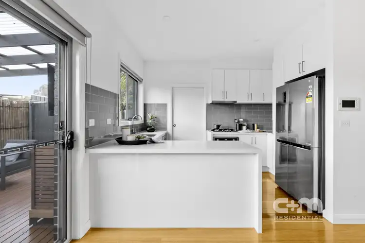 Fourth view of Homely townhouse listing, 8 Sunbeam Street, Glenroy VIC 3046