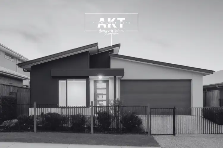 14 Litchfield Street