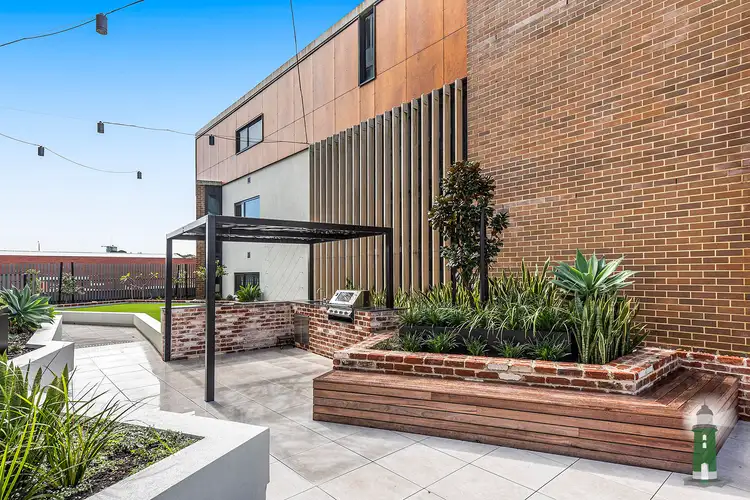 51 Queen Victoria Street