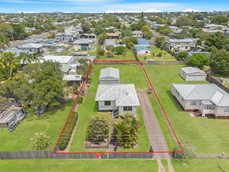 6 Robinson Street, Maryborough QLD 4650