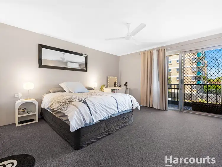 Fifth view of Homely unit listing, 10/383 Esplanade, Torquay QLD 4655