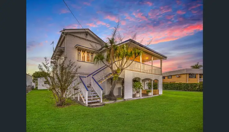 3-5 James Street, Urangan QLD 4655
