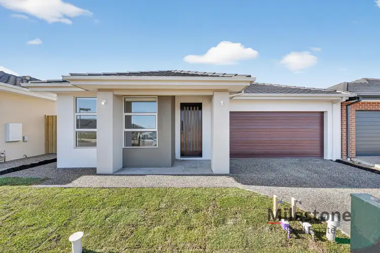 29 Craigend Street, Clyde North VIC 3978