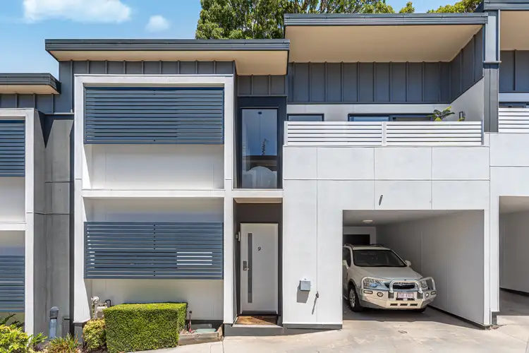 9/14-16 Empress Street, Centenary Heights QLD 4350
