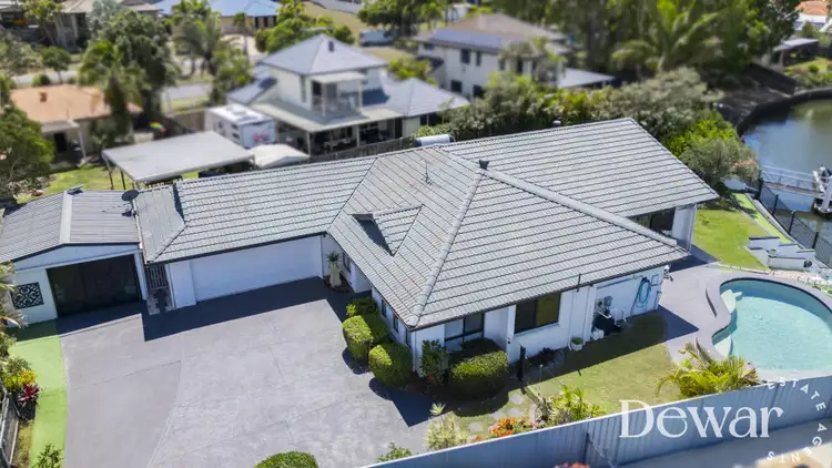15 Bowsprit Crescent, Banksia Beach QLD 4507